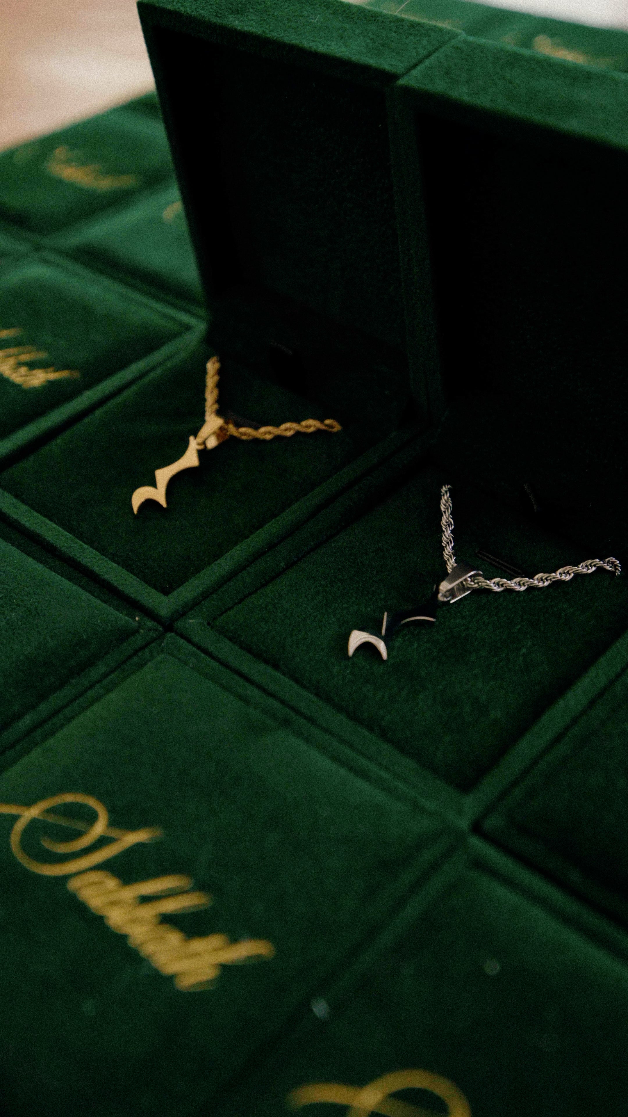 Rest Symbol Necklace